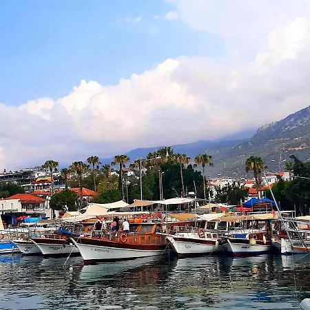 Merkez Daire Apartament Kaş